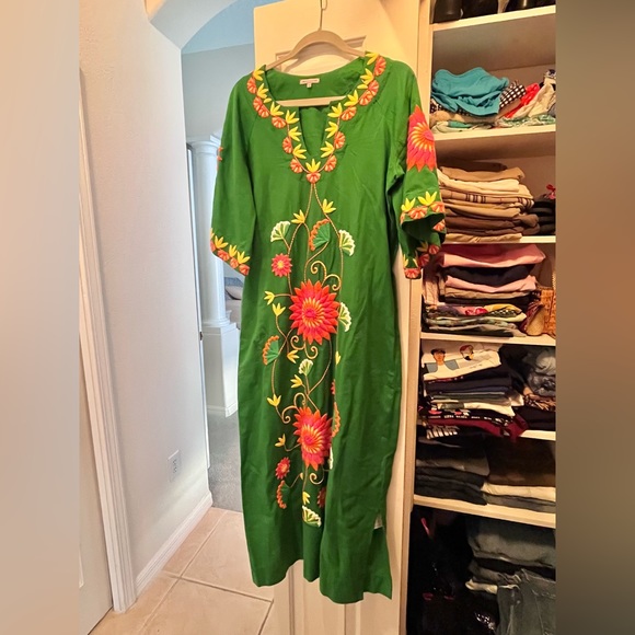 Frances Valentine embroidered long caftan size 4 - Picture 2 of 8